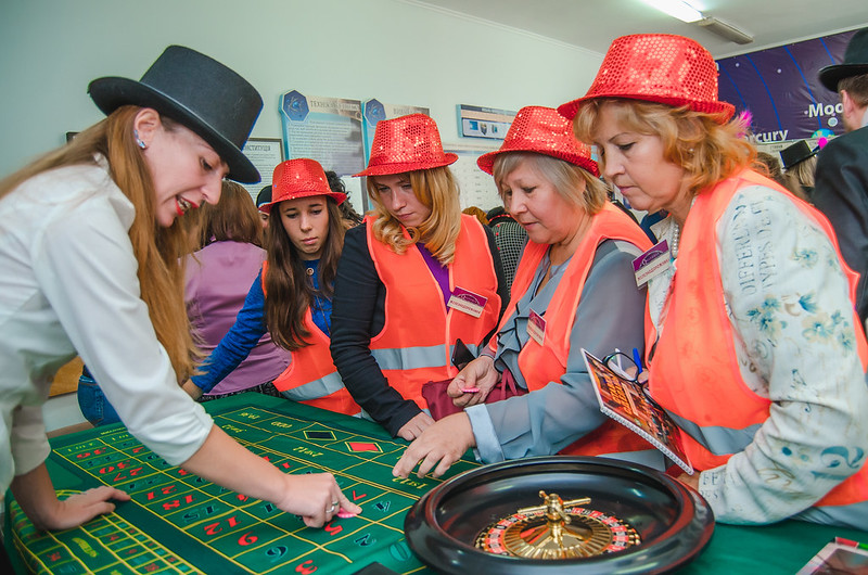 Отметить День строителя в Калининграде с Квесторией